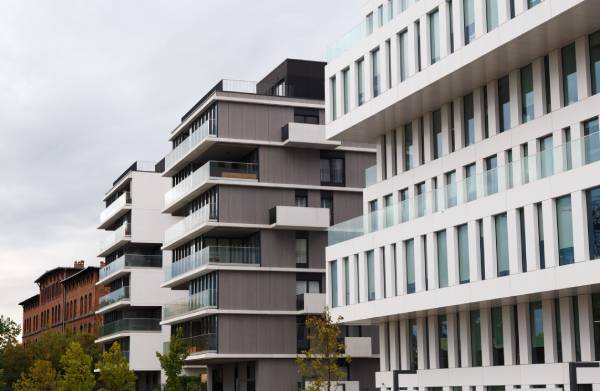 modern-luxury-apartments-buildings-2021-08-26-17-11-01-utc (1)